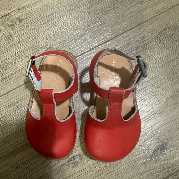 Freshly Picked Cherry Newport red leather clog size 4 - Picture 3 of 4